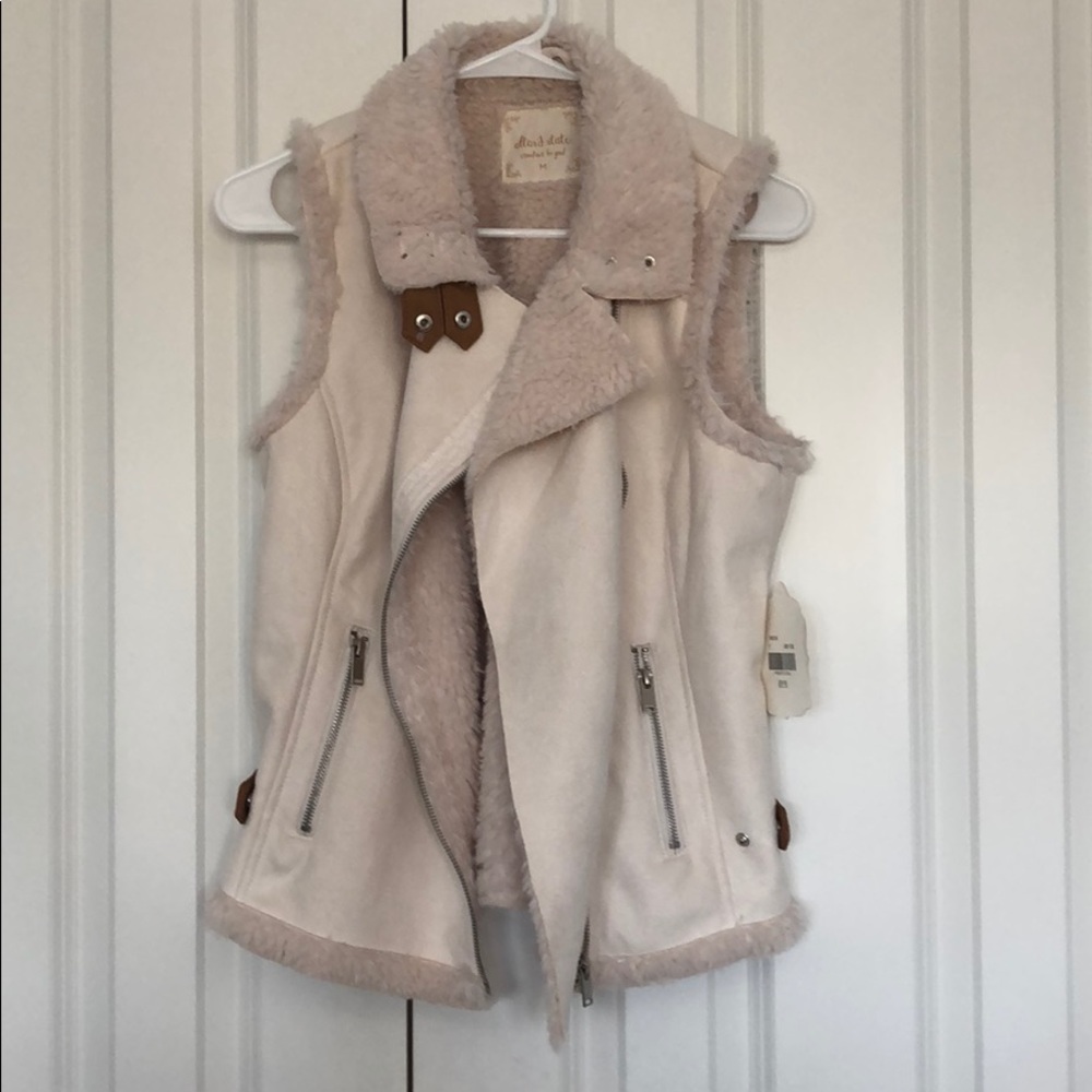 NWT Altar’d State Faux Suede and Fur Vest
